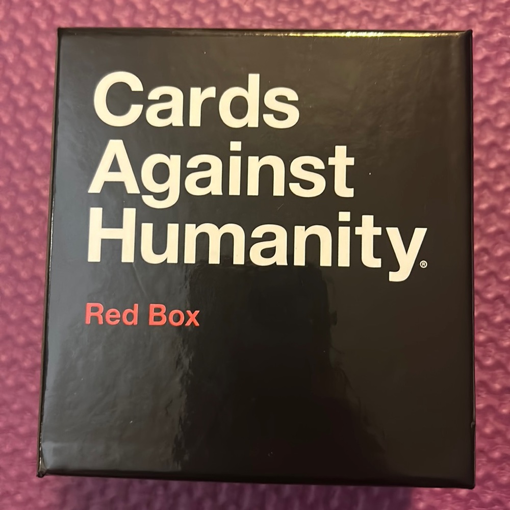 Cards Against Humanity - Red Box